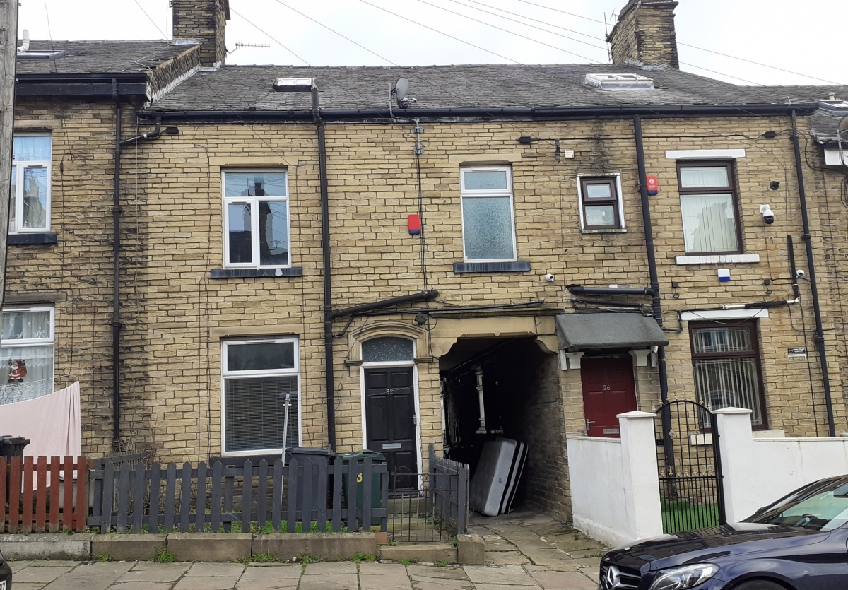 Sold Price £79,000, 32 Naples Street, Bradford, West Yorkshire, 433